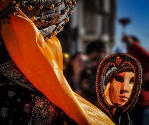 specchio, maschera, carnevale, riflesso, occhi, costume, arancio, arancione, nero, bocca, perle, sfocato, colori, sciarpa