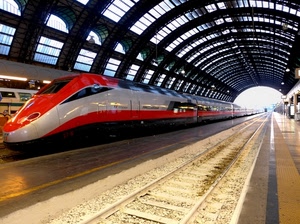 stazione, treno, rosso, binari, rotaie, freccia, prospettiva, binario, frecciarossa, velocità, treni
