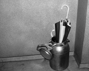 ombrello, bianconero, portaombrelli, manico, contenitore, muro, nero, angolo, latte, bianco