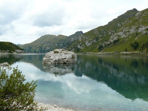 lago, acqua, montagna, riflesso, verde, masso, nuvole, roccia, riflessi, monti