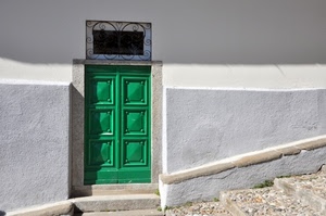 porta, verde, gradini, muro, bianco, grata, scalini, scala, legno