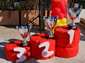 rosso, coppe, numeri, podio, tre, palloncini, classifica, bianco