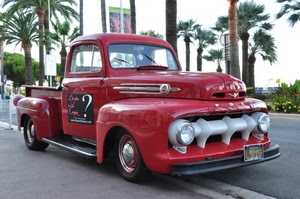 rosso, palme, ruote, strada, fanali, auto, fuoristrada, automobile, macchina, fari, furgone, alberi