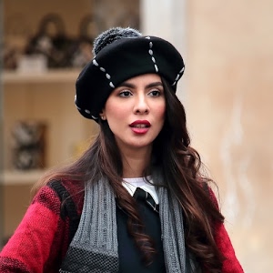 sciarpa, cappello, rosso, capelli, donna, nero, grigio, ritratto, ragazza, occhi, bocca, giovane, sfocato, maglione, viso, sguardo, rossetto, berretto, labbra, naso