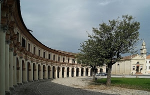 chiesa, campanile, archi, portici, colonne, portico, cielo, alberi, prato, albero, finestre, verde, piazza, foglie, semicerchio