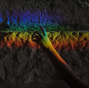 mano, dita, colori, muro, braccio, giallo, blu, rosso, arcobaleno, verde, roccia, luce, multicolore, riflesso
