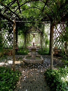verde, pergolato, fontana, piante, pali, ombra, foglie, corridoio, legno, rampicante, pianta, fiori, pavimento, giardino, acqua, graticcio, mattonelle, vasca, arco