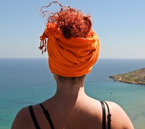 mare, capelli, arancione, donna, spalle, turbante, cielo, ricci, schiena, arancio, asciugamano, bretelle, rossi, rosso, spalline, copricapo, testa
