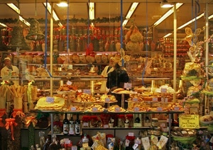 vetrina, negozio, alimentari, prosciutti, cibo, salumi, alimenti, bottiglie, luci