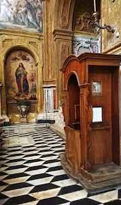 confessionale, pavimento, chiesa, legno, nero, bianco, affresco, dipinto, marrone, madonna, arco, quadro, lampada, interno
