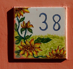 numero, fiori, girasoli, civico, piastrella, mattonella, foglie, giallo, ceramica