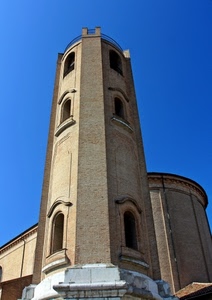 finestre, cielo, torre, mattoni, chiesa, campanile, azzurro, ringhiera, blu