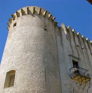 balcone, torre, merli, finestra, castello, grata, fortezza, ringhiera, bianco