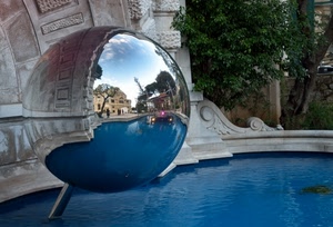 acqua, sfera, fontana, riflesso, alberi, albero, riflessi, blu, azzurro, palla, specchio, case