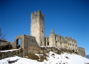 neve, torre, cielo, castello, arco, bianco, rudere, finestre, porta, montagna, pietre, ruderi, rocca, azzurro, mura, merli, antichità