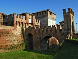 castello, ponte, merli, torri, verde, fossato, torre, archi, prato, arco