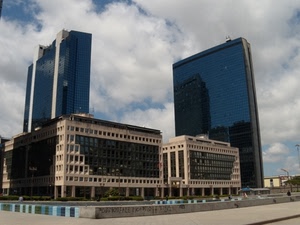 nuvole, grattacieli, cielo, palazzi, riflesso, finestre, vetri, riflessi, grattacielo, vetro, bianco, architettura, azzurro
