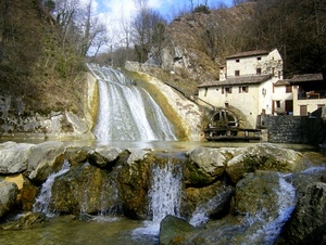mulino, cascata, acqua, fiume, ruota, rocce, alberi, casa