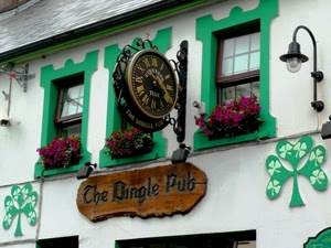 orologio, insegna, finestre, fiori, verde, lampione, pub, irlanda