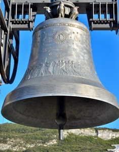 campana, batacchio, cielo, ruota, bronzo, montagna, verde, uccelli, campanile, ferro