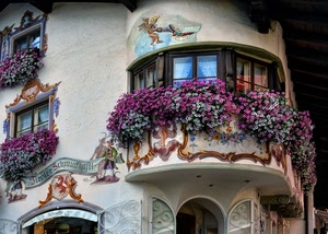 balcone, fiori, finestre, affreschi, tirolo, tirolese, murales