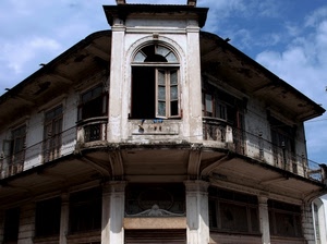 finestra, finestre, vetri, balcone, palazzo, edificio, rudere, cielo, abbandono, casa, rotti, balconi, rovina