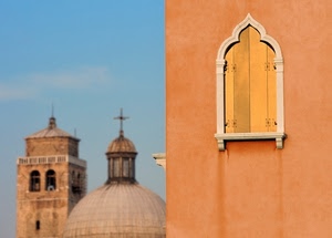 finestra, cupola, campanile, croce, cielo, muro, persiane, azzurro, palazzo, finestre