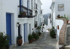 vicolo, vasi, balcone, bianco, lampione, balconi, case, piante, porta, porte