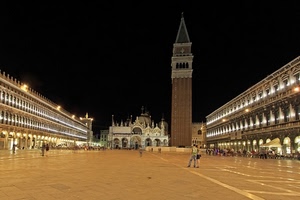 piazza, campanile, venezia, notte, basilica, portici, luci, palazzi, chiesa