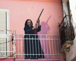 fucile, donna, murales, balcone, ombra, ringhiera, vecchia, finestra, rosa