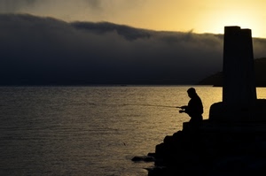 pescatore, canna, acqua, controluce, nuvole, tramonto, mare, pesca, cielo, silhouette, nero, luce, alba, mulinello, sagoma, sole, pescare, nebbia