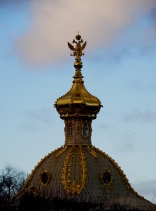 cupola, oro, cielo, nuvole, croce, aquila, finestre, ali, chiesa