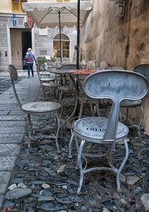 sedie, tavoli, ombrellone, vicolo, bicchieri, ferro, passante, porta, tavolini, metallo