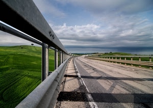 strada, nuvole, verde, asfalto, ombre, campi, panorama, cielo, prospettiva, guardrail