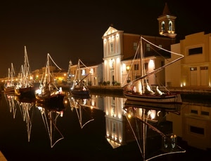 barche, luci, canale, chiesa, riflesso, notte, riflessi, fiume, luminarie, campanile, notturno