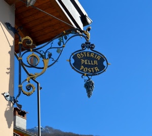 insegna, uva, ferro, grappolo, cielo, osteria, oro, tetto