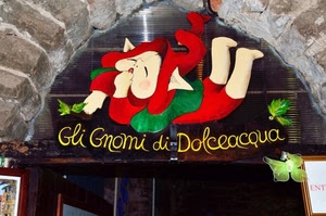 insegna, rosso, verde, gnomi, gnomo, scritta, negozio