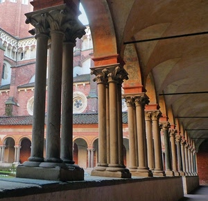colonne, portico, archi, chiostro, capitelli, prospettiva, porticato, convento, chiesa, cortile