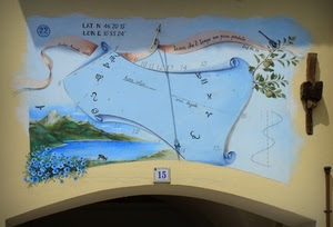 meridiana, fiori, azzurro, muro, ombra, numeri, numero, asta, giallo, arco, lago