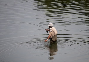 acqua, canna, pescatore, cappello, orologio, fiume, lenza, lago, pesca, cerchi, uomo, mare, stivali, onde, pescare