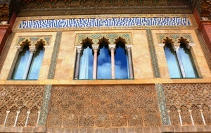finestre, bifore, riflessi, trifora, tre, cielo, riflesso, trifore, archi, nuvole, colonne, facciata, palazzo