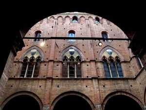 finestre, archi, palazzo, trifore, colonne, mattoni, vetri, arco