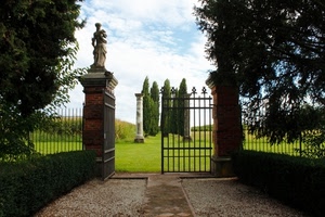 cancello, alberi, statua, prato, colonne, verde, colonna, pilastri, statue, cielo
