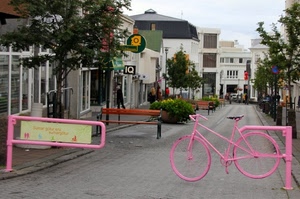 bicicletta, rosa, strada, panchine, alberi, panchina, transenna, ruote, via, insegne