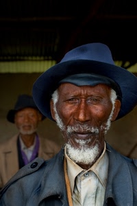 barba, cappello, uomini, uomo, cappelli, due, bianco, anziani, occhi, anziano, blu, ritratto, camicia, vecchi, bianca