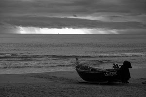 barca, mare, spiaggia, nuvole, bianconero, cielo, onde, acqua, sabbia, numeri