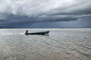nuvole, barca, mare, cielo, acqua, uomo, maltempo, scia, motore, persona, orizzonte, solitudine