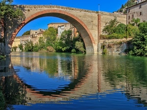 ponte, fiume, acqua, riflesso, alberi, verde, arco, case, riflessi, cielo, azzurro, piante, cerchio, finestre, arcata