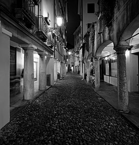 portici, colonne, lampione, notte, strada, archi, selciato, bianconero, vicolo, via, portico, notturno