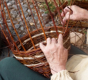 mani, vimini, cesto, artigianato, artigiano, lavoro, cesta, intreccio